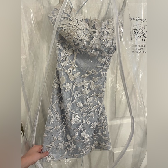 Hoco dress - Picture 7 of 11